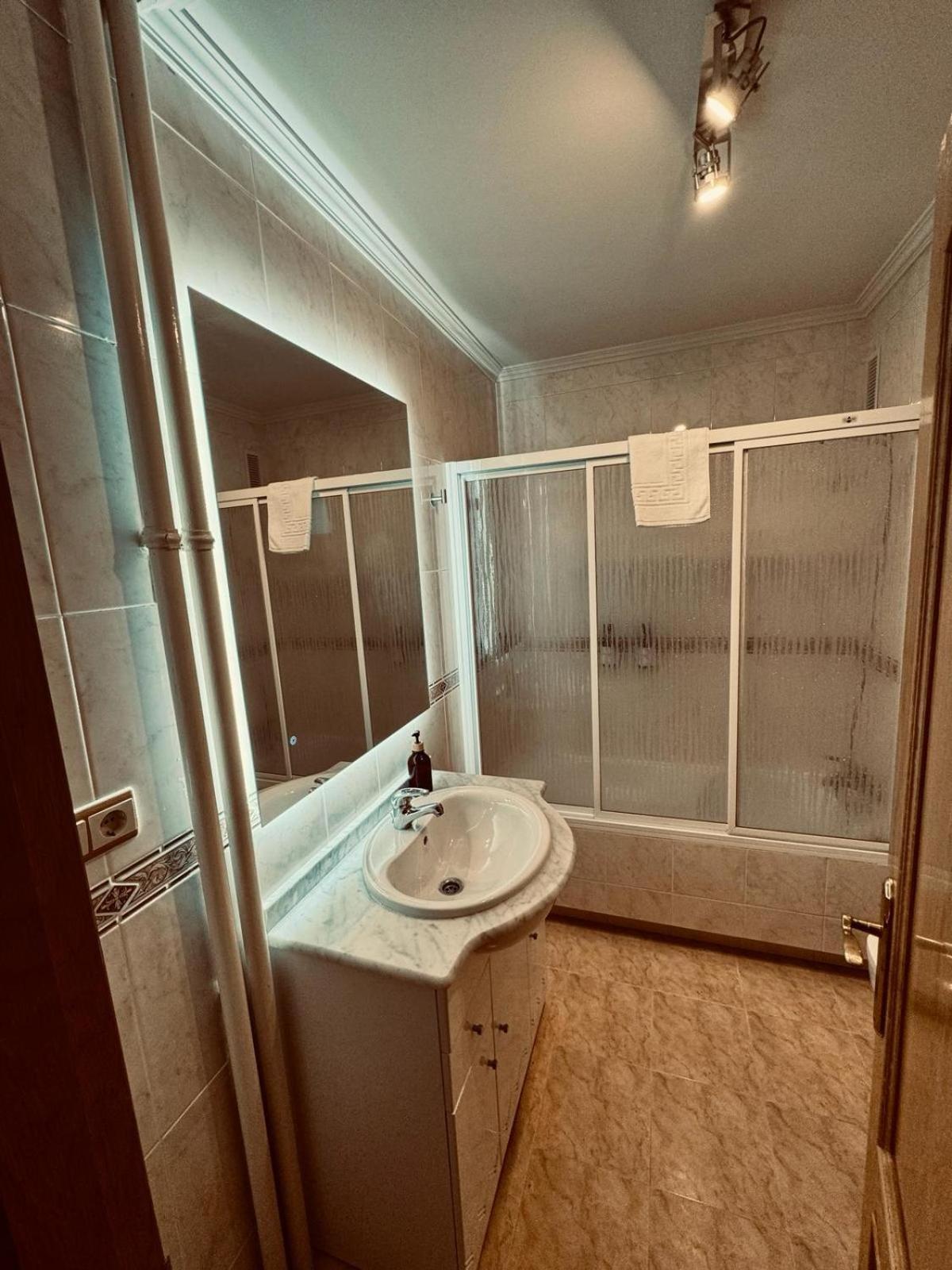 Moderno Apartamento Con Vistas A La Ria De Vigo Exterior foto